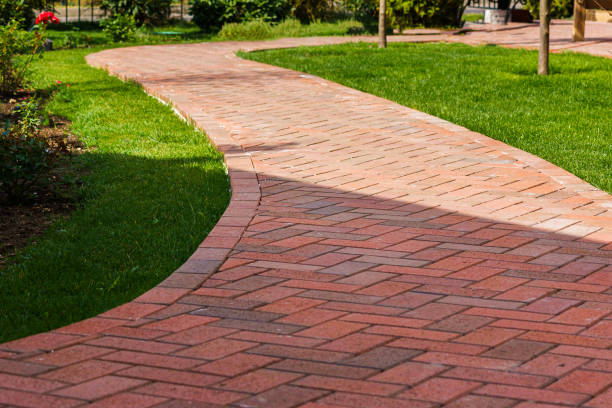Best Professional Driveway Pavers  in Chieand, FL